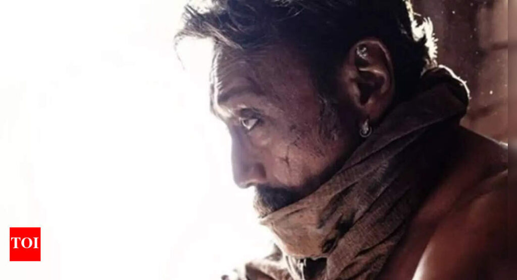 Meet the actor who lived in a chawl for 33 years, was bitten by a rat, and faced a snake, now stays in a Rs 31 crore apartment, and has a net worth of Rs 212 crore | Hindi Movie News
