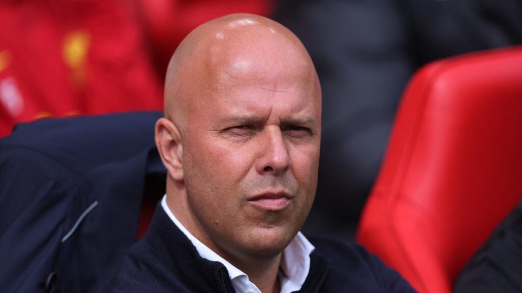 Liverpool manager Arne Slot pays tribute to Diogo Jota before Preston match