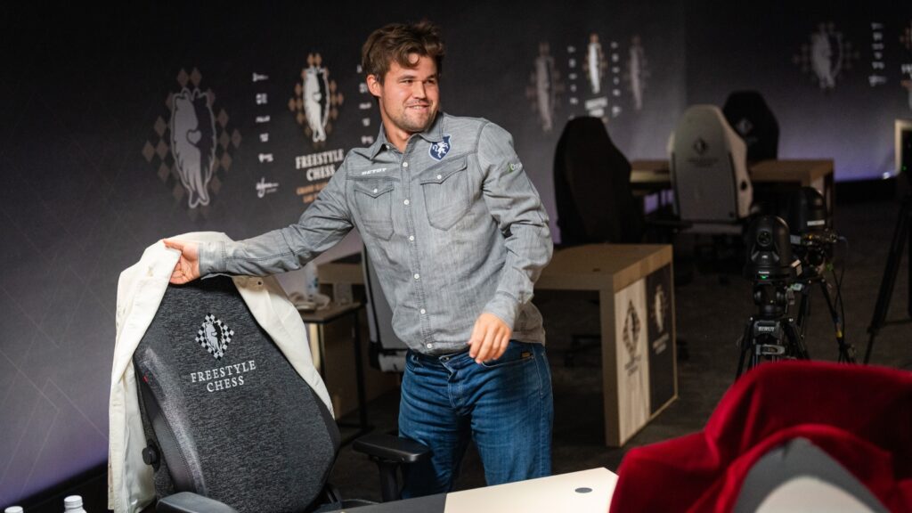 Carlsen takes pride in fighting back at Las Vegas Freestyle event