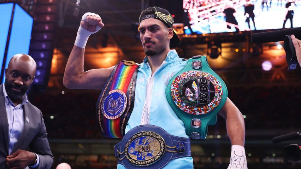 Hamzah Sheeraz stops Berlanga, Shakur Stevenson defends lightweight title at home of US Open tennis