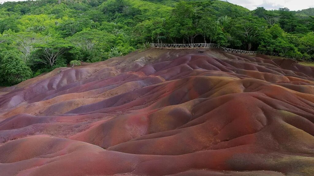 India eyes tech to permanently store CO2 in basalt rock formations in Gujarat, Maharashtra