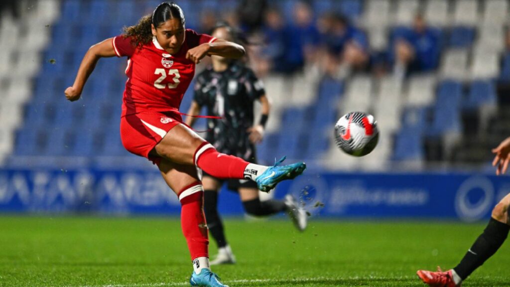 Olivia Smith becomes women’s football’s first £1m signing as Arsenal complete record transfer from Liverpool | Football News