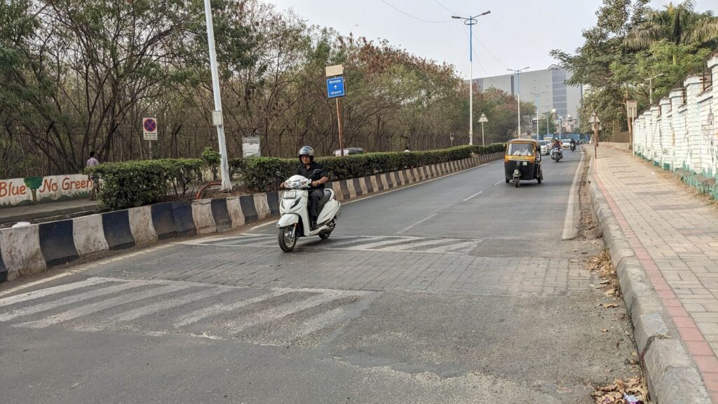 Bharat Bandh on July 9: Nationwide strike begins, public transport disrupted in some states — 10 key points