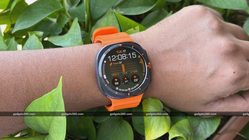 Samsung Galaxy Watch Ultra Gets One UI 8 Watch Update With Wear OS 6 Features