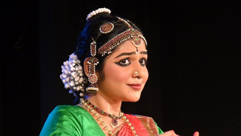 Young Shruthipriya Vignesh impressed with her mature abhinaya