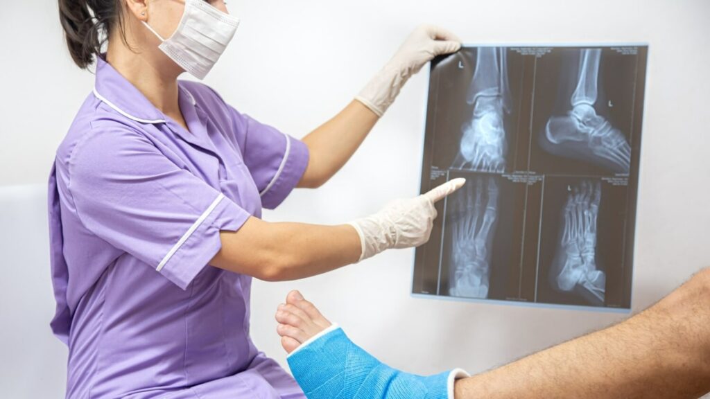 Surgeon shares 5 life-saving immune tips after seeing 19-year-old lose both parents to bone cancer: ‘Prevention starts…' | Health