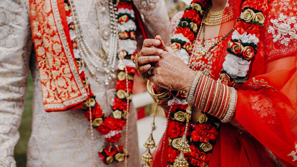 NRI bride refuses to feed photographers at 5-star venue, cites ₹1.5 lakh added cost | Trending