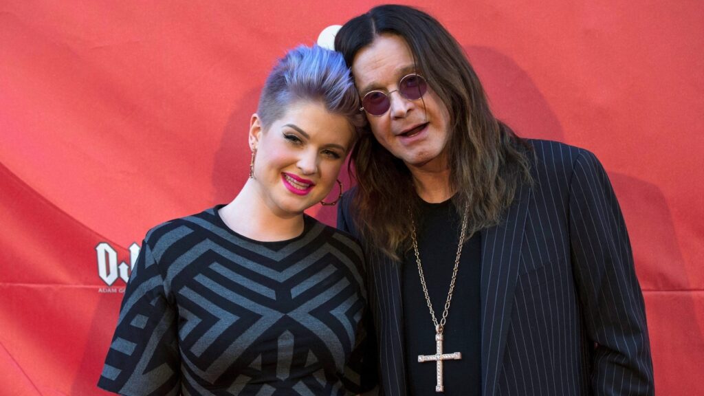 Kelly Osbourne pays bold tribute to father Ozzy days after his funeral - Watch | Hollywood
