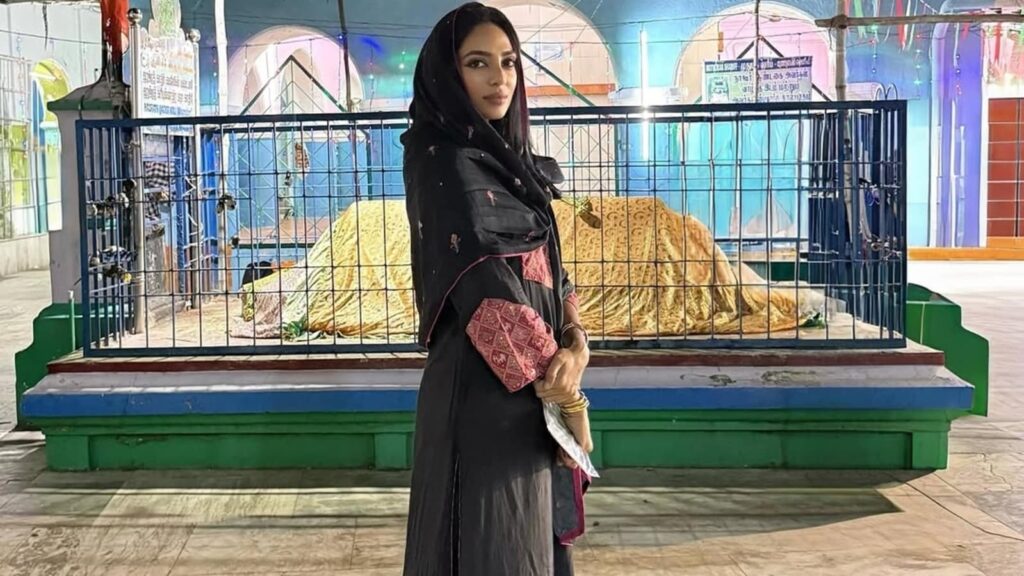 Sobhita Dhulipala heads on spiritual sojourn to Velankanni Church, Nagore Dargah during Tamil Nadu visit. See pics