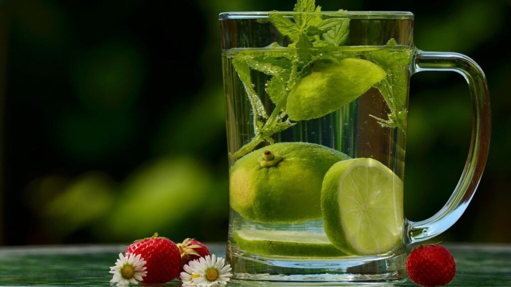 Better than Ozempic? Nutritionist shares 3 powerful drinks that burn belly fat naturally | Health