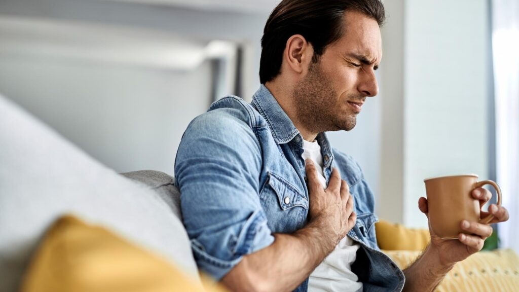 Cardiologist reveals 5 hidden signs of heart failure you might be overlooking: Unexpected weight gain to nausea | Health
