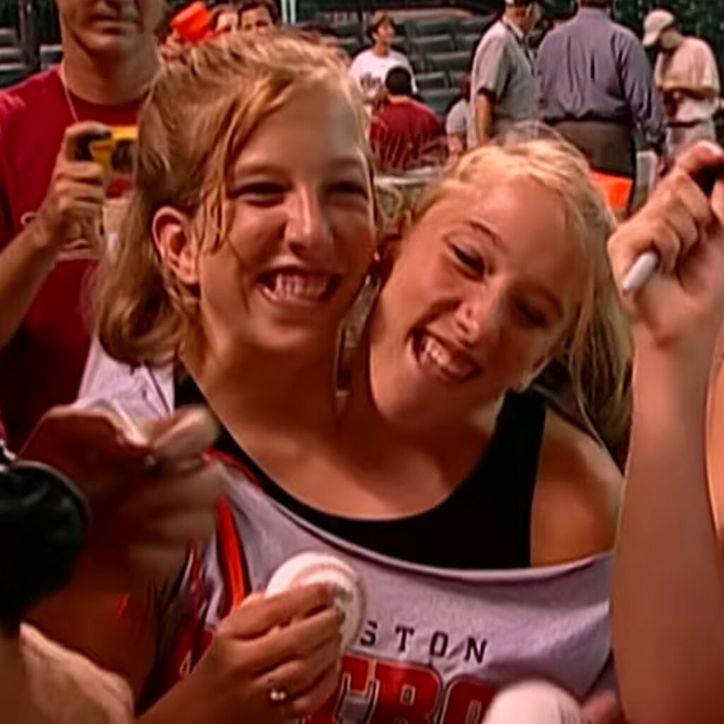 Conjoined Twins Abby Hensel, Brittany Hensel's World
