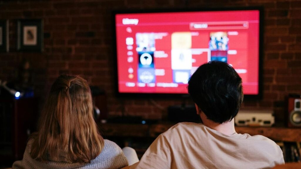 We both had tears when we shot 'Kyunki 2': Apara Mehta on her reunion with Smriti Irani on showApara Mehta