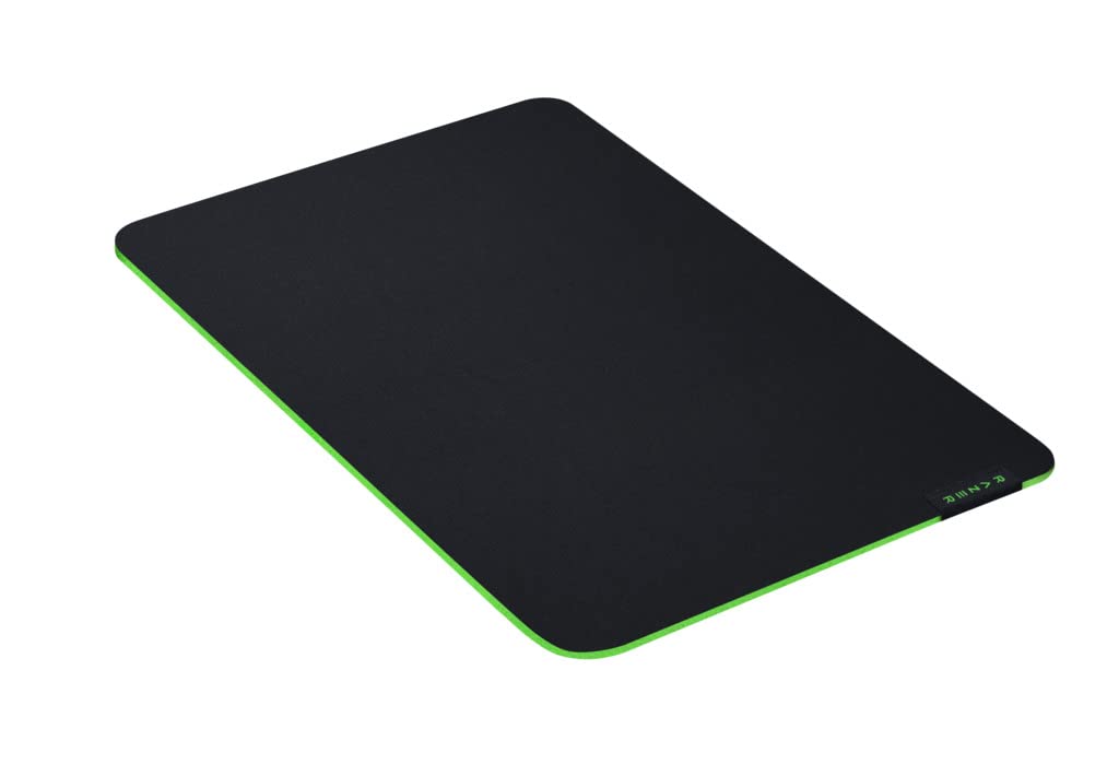 Razer Gigantus V2 Soft Gaming Mouse Mat Medium 360 x 275 x 3mm - RZ02-03330200-R3M1
