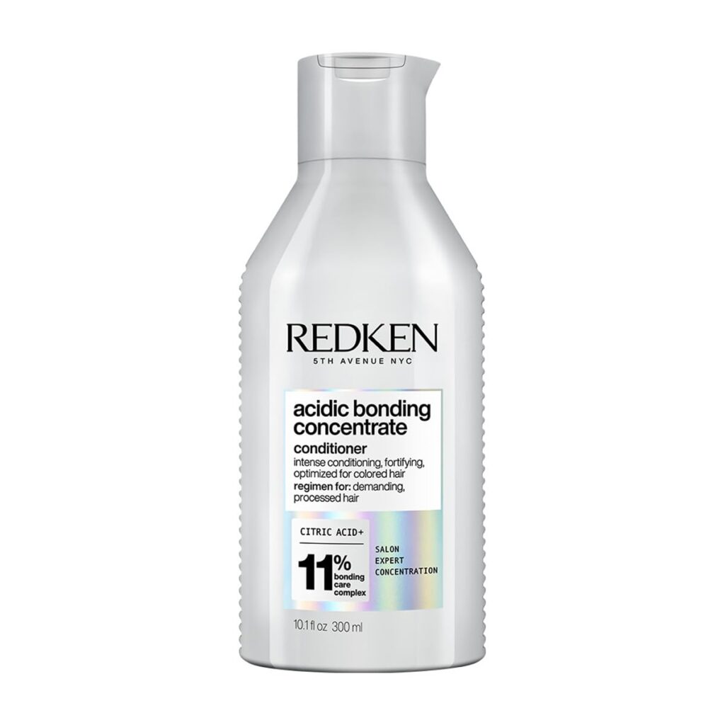 Redken Acidic Bonding Concentrate Conditioner With Citric Acid, 300 ml | Professional Bond Repair Conditioner For Dry, Damaged, Coloured and Frizzy Hair | For Men & Women