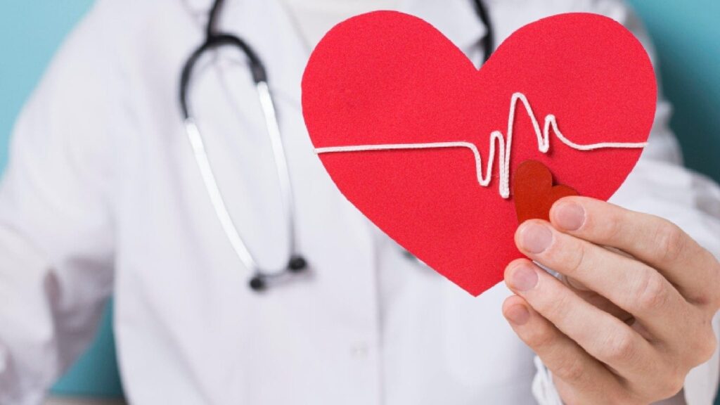 Cardiologist says ‘even 20 minute brisk walk helps’; shares warning signs and lifestyle habits to prevent heart problems