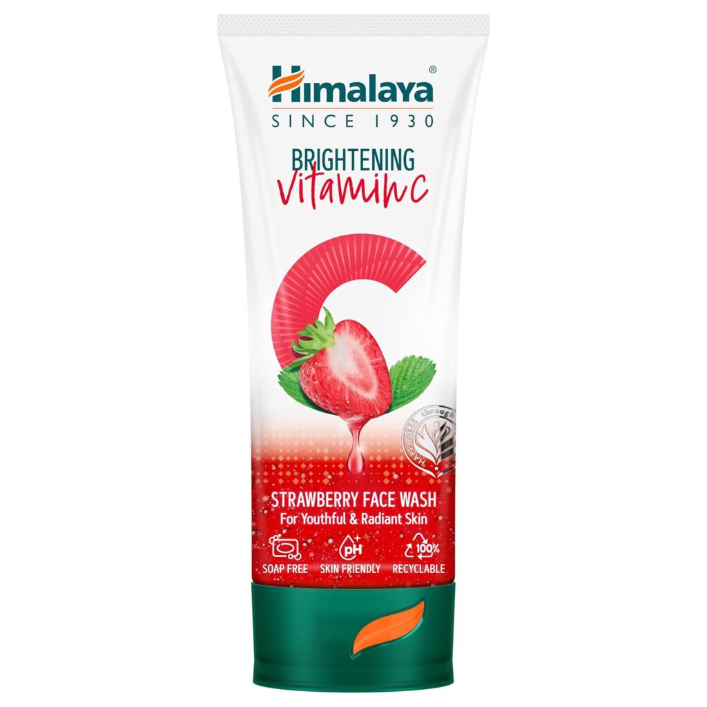 Himalaya Brightening Vitamin C Strawberry Face Wash | Brightening Face Cleanser | Remove Dull Skin | 50ml