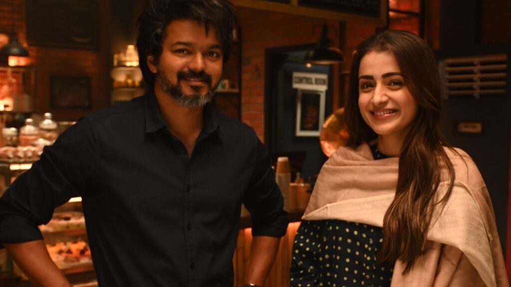 Fans can't keep calm as Trisha Krishnan wishes all of Vijay's ‘dreams come true’ at SIIMA 2025