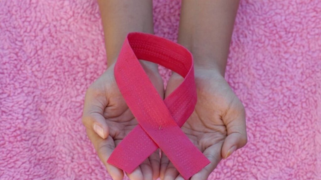 Woman who felt ‘perfectly healthy’ was diagnosed with breast cancer after routine mammogram: ‘Early detection saved…’