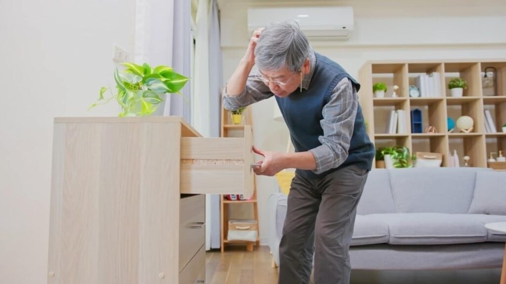 Forgetfulness or something serious? Neurologist shares 5 ways to differentiate; 10 tips to manage dementia