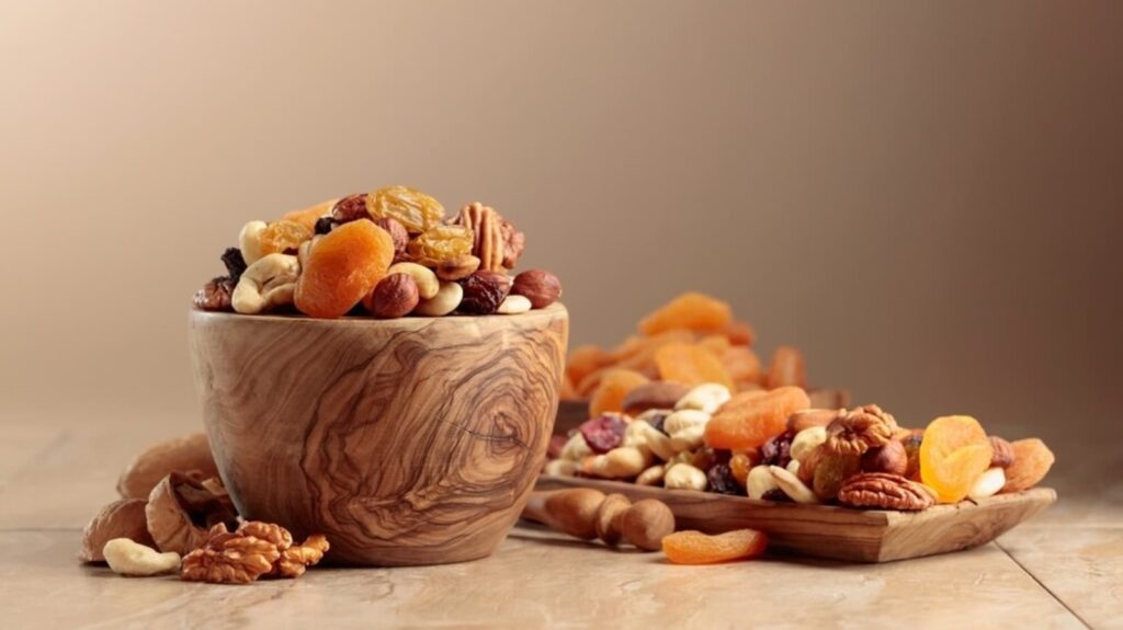 Snacking in between meals making you feel guilty? Dietitian shares 5 healthy snack options to try | Health