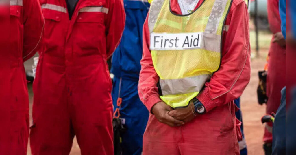 Postgraduate Medical Students Mobilized for Flood Relief in Northern India, ETHealthworld