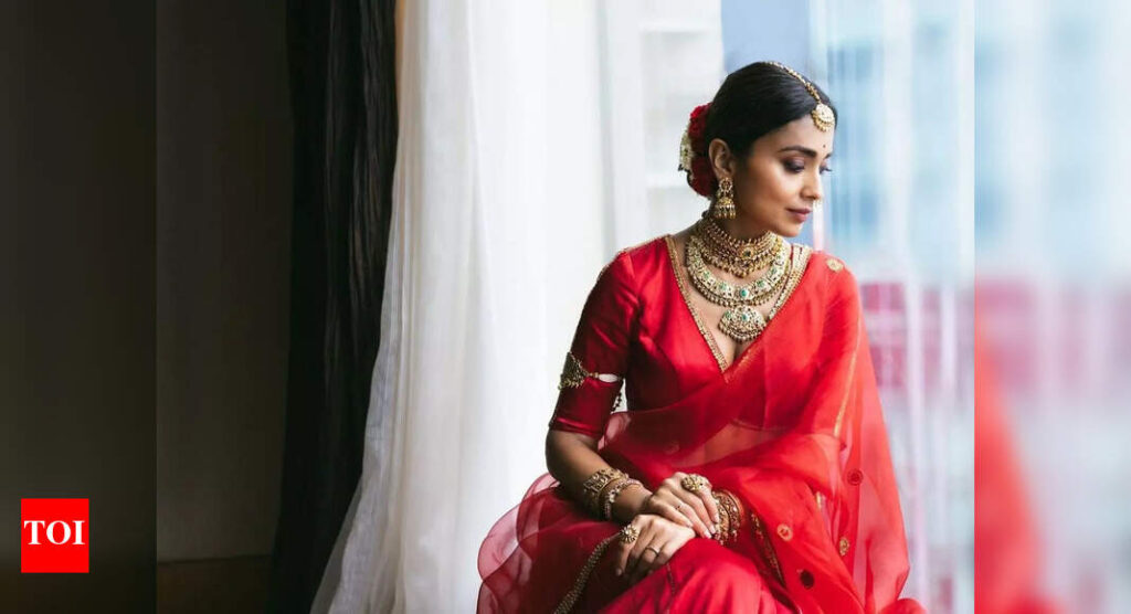 Karwa Chauth 2025: Shriya Saran: I made my husband fast with me, I told him that’s the tradition, he believed me! | Hindi Movie News