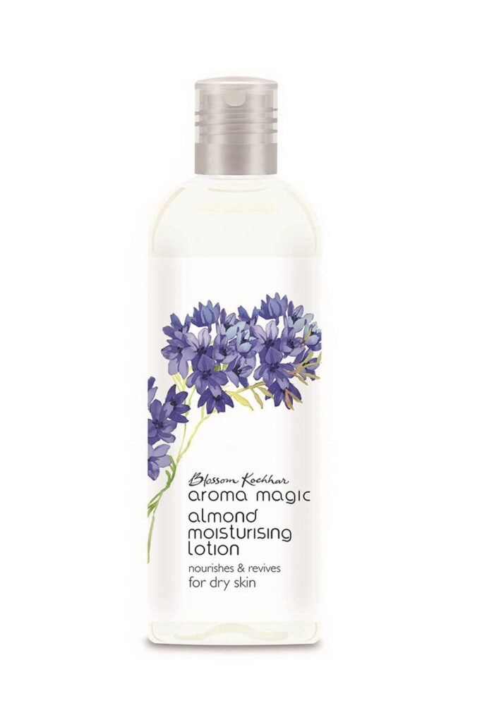 Aroma Magic Almond Moisturising Lotion SPF 15| for 24H nourishment |Moisturizes & revives skin| lotus leaf extracts, jojoba oils, geranium & rose essential oils| Daily Use for Dry Skin - 200ml