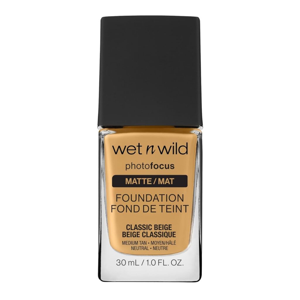 Wet 'n Wild Foundation, Classic Beige, 30ml