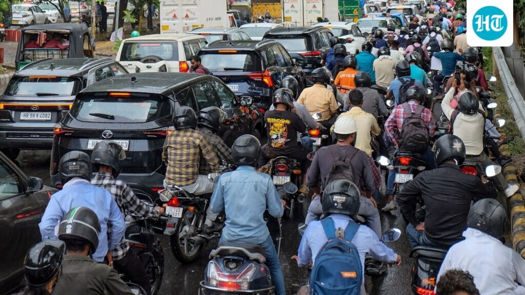 ‘I hate leaving office early’: Gurgaon man shares why he prefers late working hours