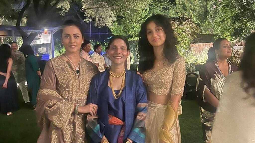 Namrata Shirodkar enjoys Diwali bash with daughter Sitara and sister Shilpa, fans ask ‘where is Mahesh Babu’