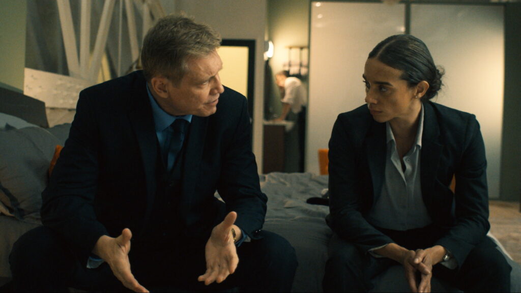 'Safe House' Exclusive Trailer | Moviefone