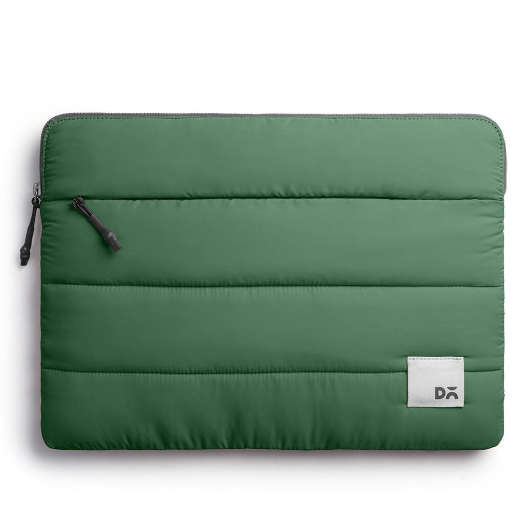 DailyObjects Medium Stria Portable Laptop Sleeve |Durable Polyester |Compatible with Laptop/MacBook Air/Pro Upto 14 Inch |Lightweight Water Resistant Fabric |Padded Compartment with Zip Closure- Green