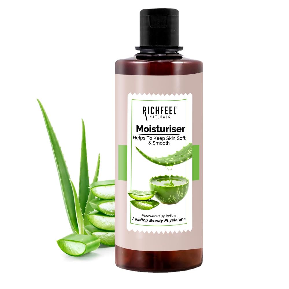 Richfeel Moisturizer Enriched With Aloe Leaf Juice | Lightweight Moisturiser | For Hydrated & Glowing Skin | Non-Sticky, Spreads Easily & Instantly Absorbs | For All Skin Types | 500 ml